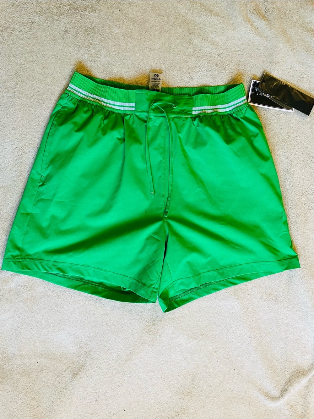 Women’s Mono-b Green Elastic-Waist Athletic Shorts Size Large NWT